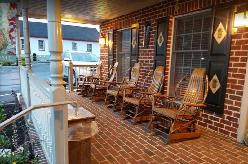 Country Living Inn Smoketown  Eksteriør bilde